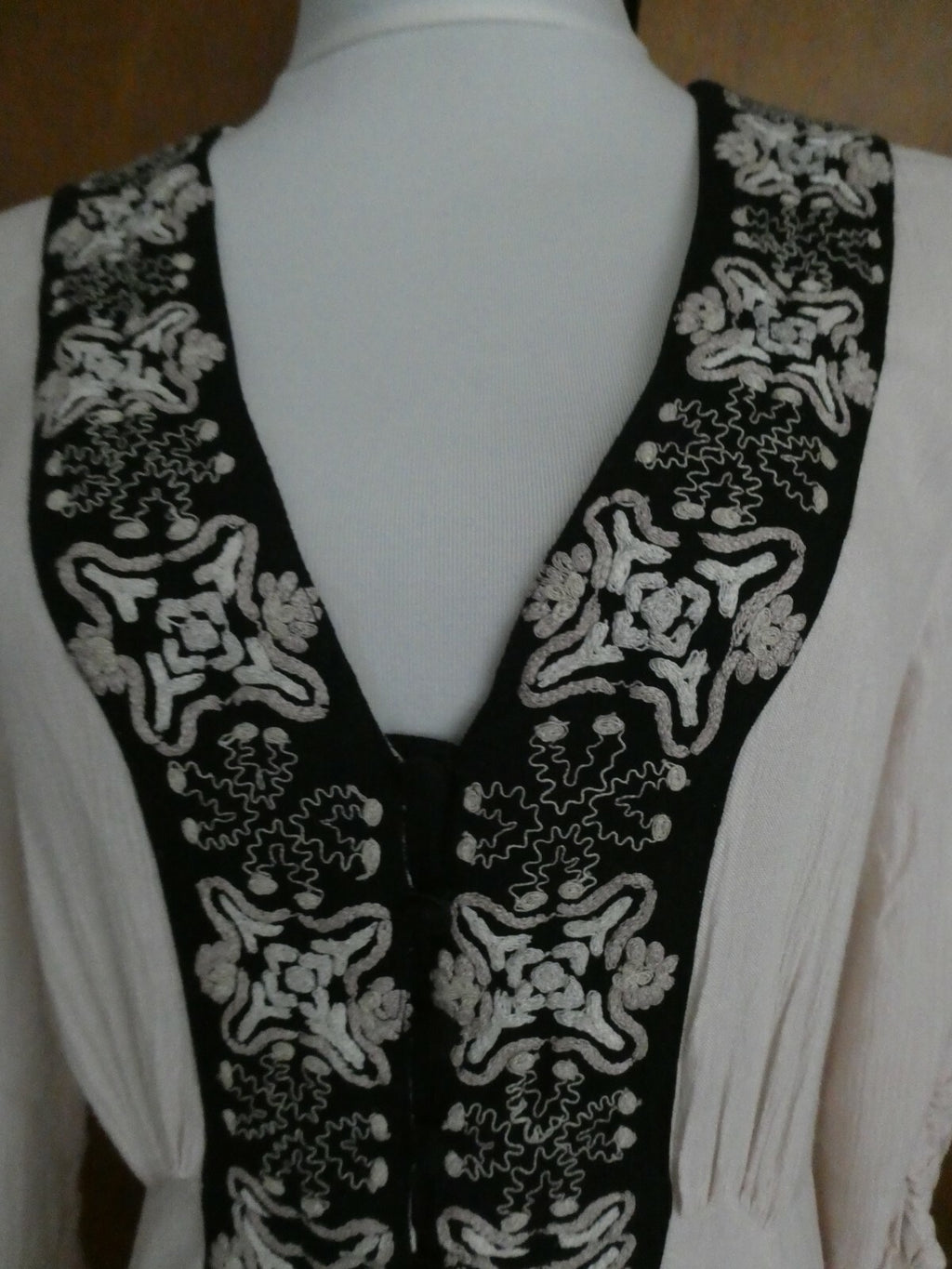 Free People Women's Light Pink Black Soft Rayon Embroidered Dress New