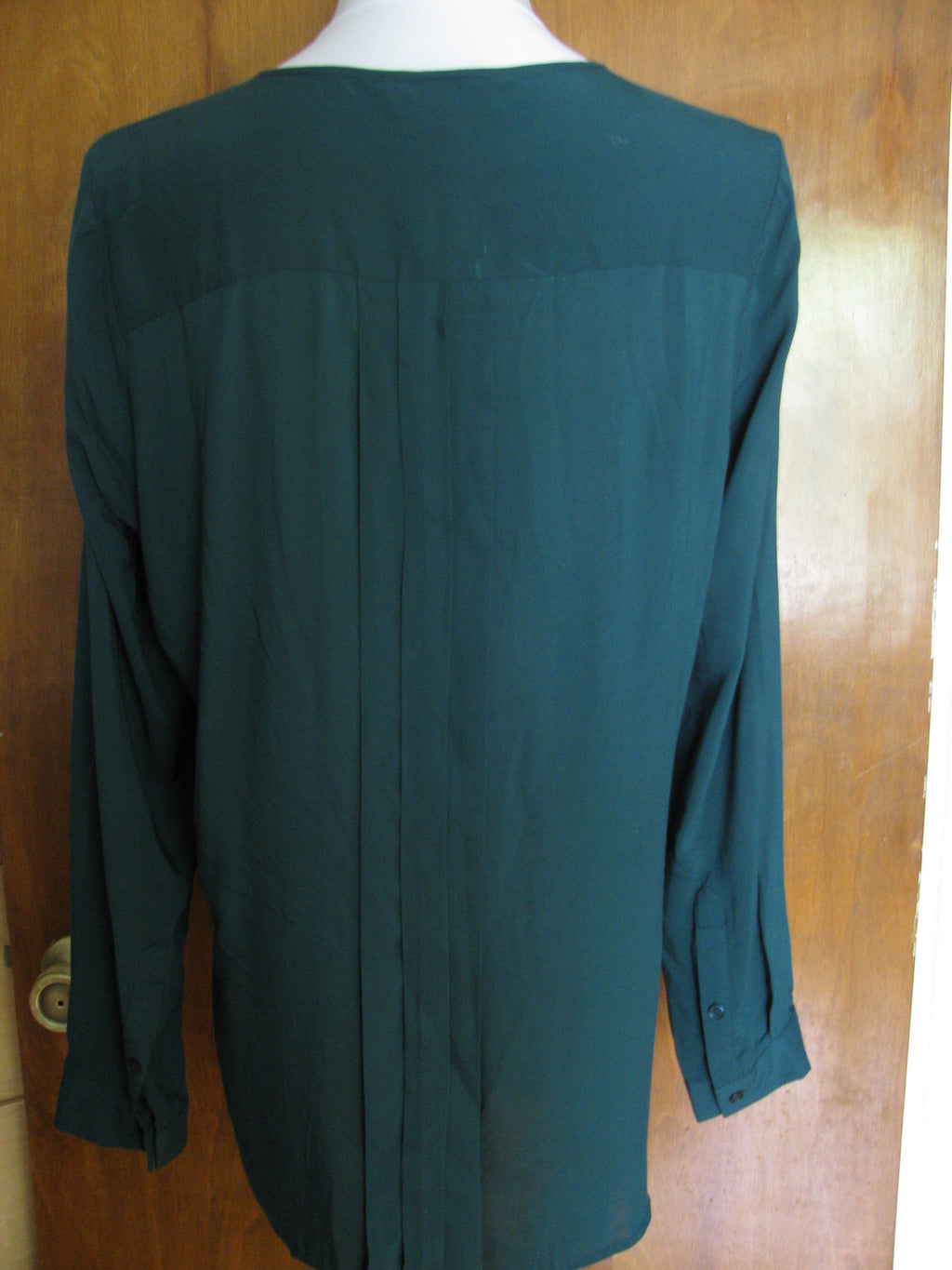 Jaye E women's emerald rayon top size large NWT