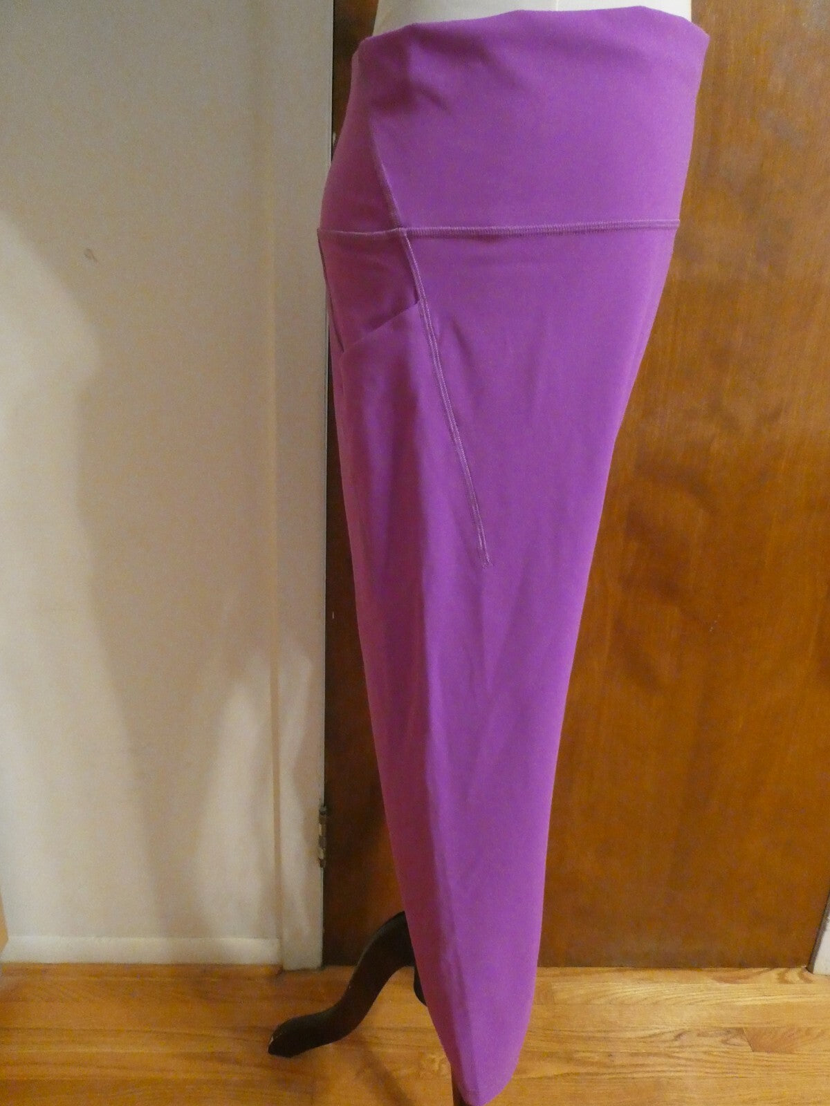 Lululemon Wunder Train HR Tight 25" Moonlit Magenta Size 18 With Pockets