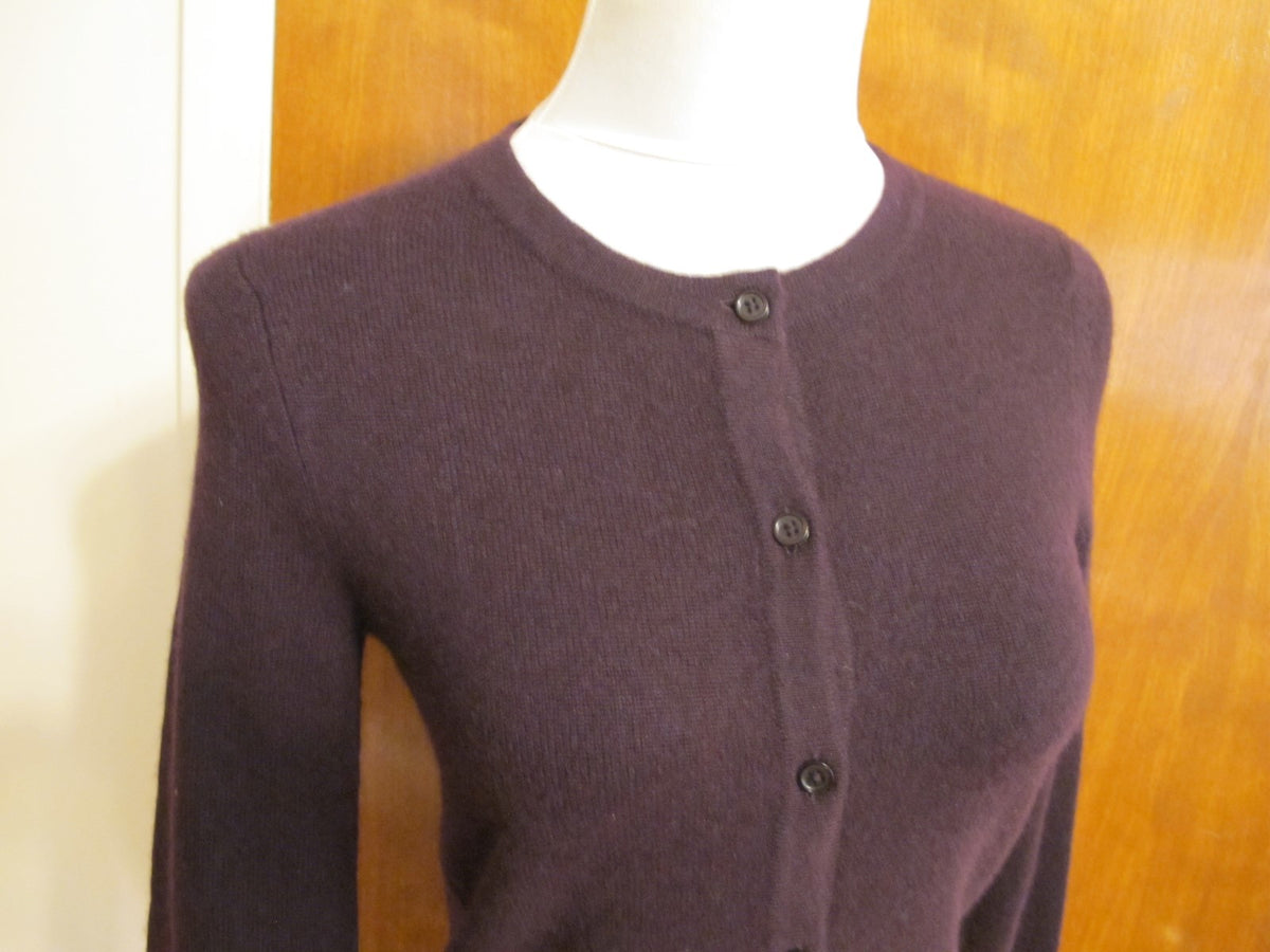 Bloomingdale's Womens Eggplant 2 Ply Cashmere Luxe Buttoned Cardigan Xsmall  