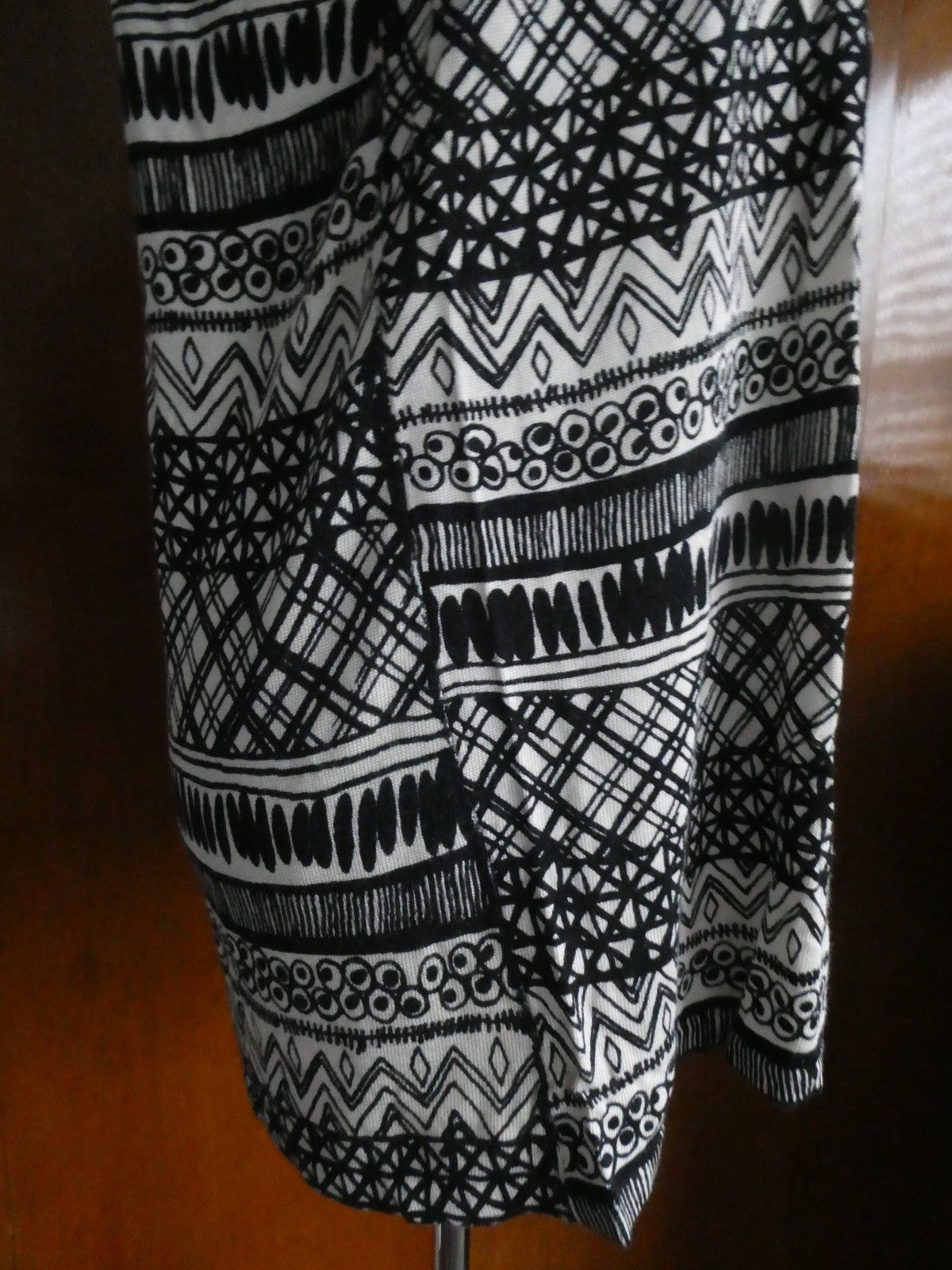 Sweaterworks Women's Top Black White Crochet Trim Cotton Rayon Size Large $68