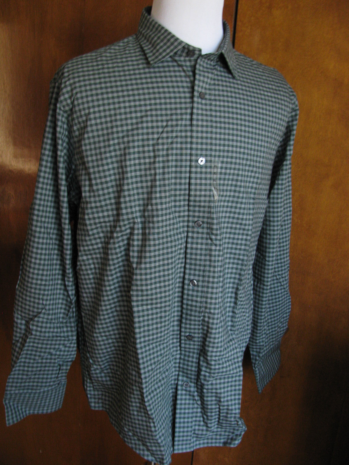 Banana Republc men’s multi-color cotton shirt size xlarge 17-17 1/2 XLarge