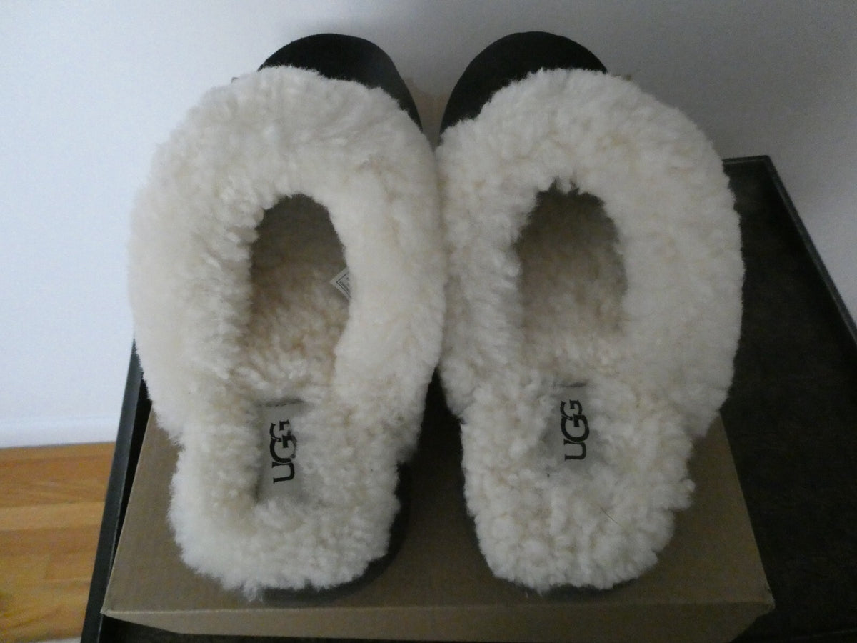 UGG DISQUETTE ATHERSON WOMENS BLACK SHEEPSKIN SLIPPERS Size 8