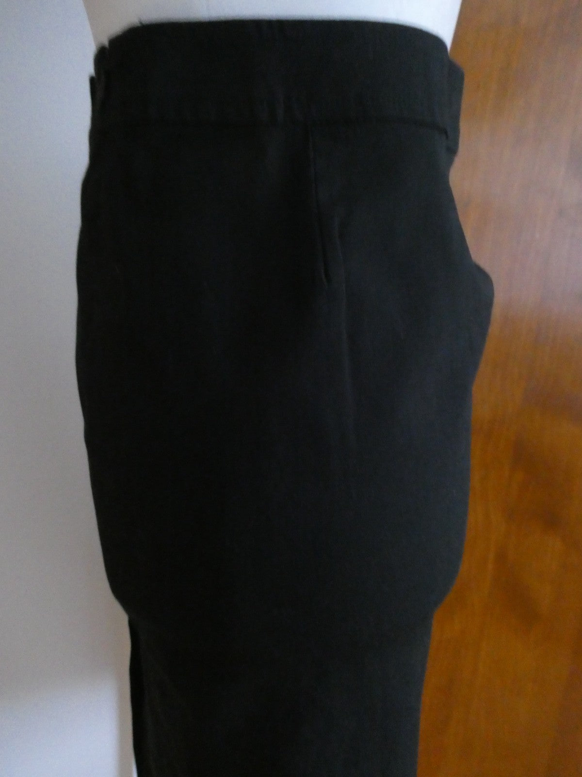 Bebe Black Pencil Skirt Button Front Lined Cotton Knee Length Chic Size 2