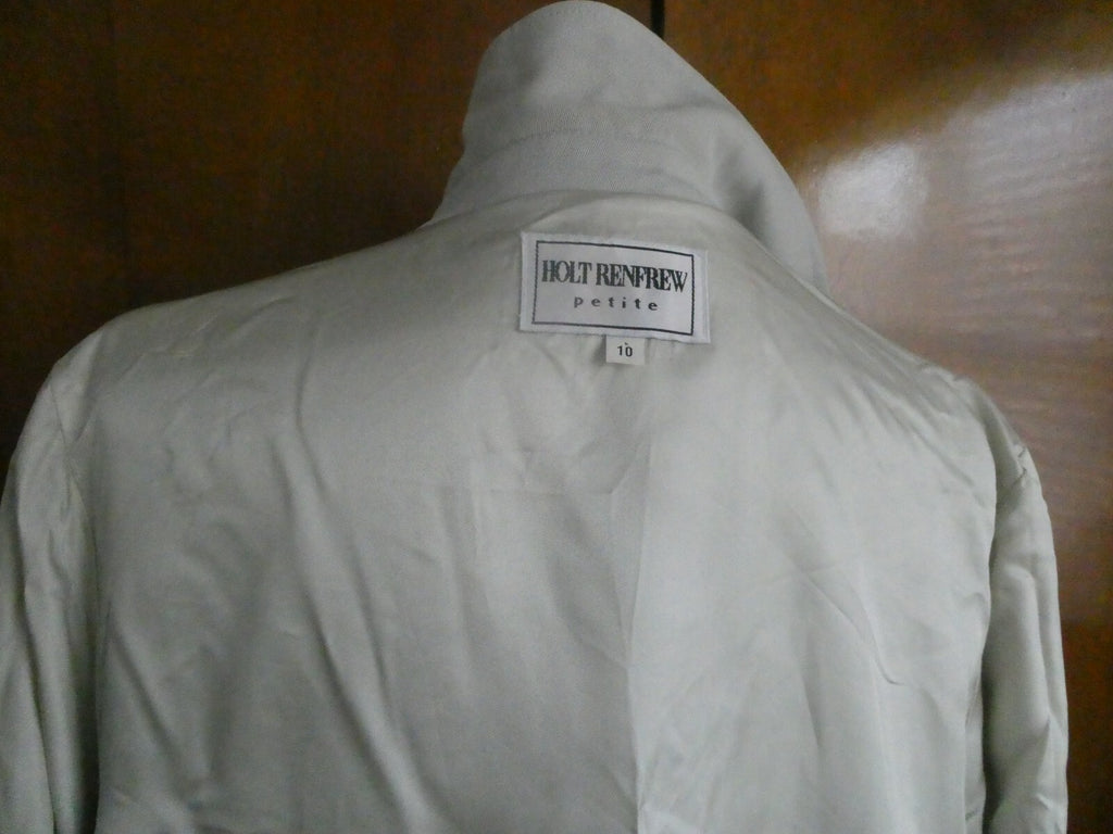 Holt Renfrew women' light gray 1/2 lined buttons belted long coat size 10 petite