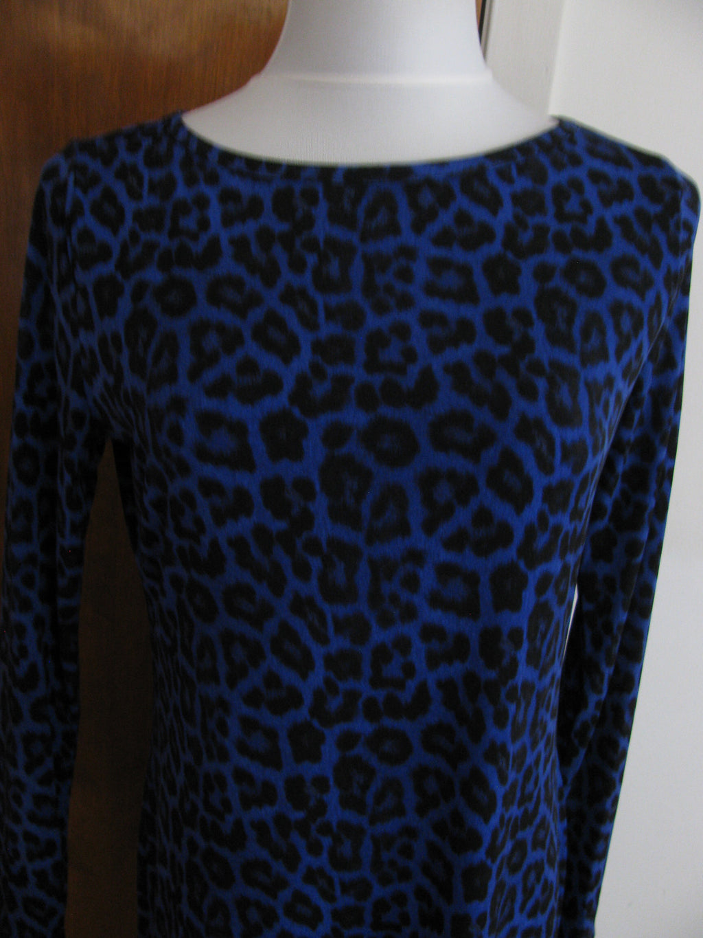 Michael Kors women’s printed dark azurite boat neckjersey shift dress New
