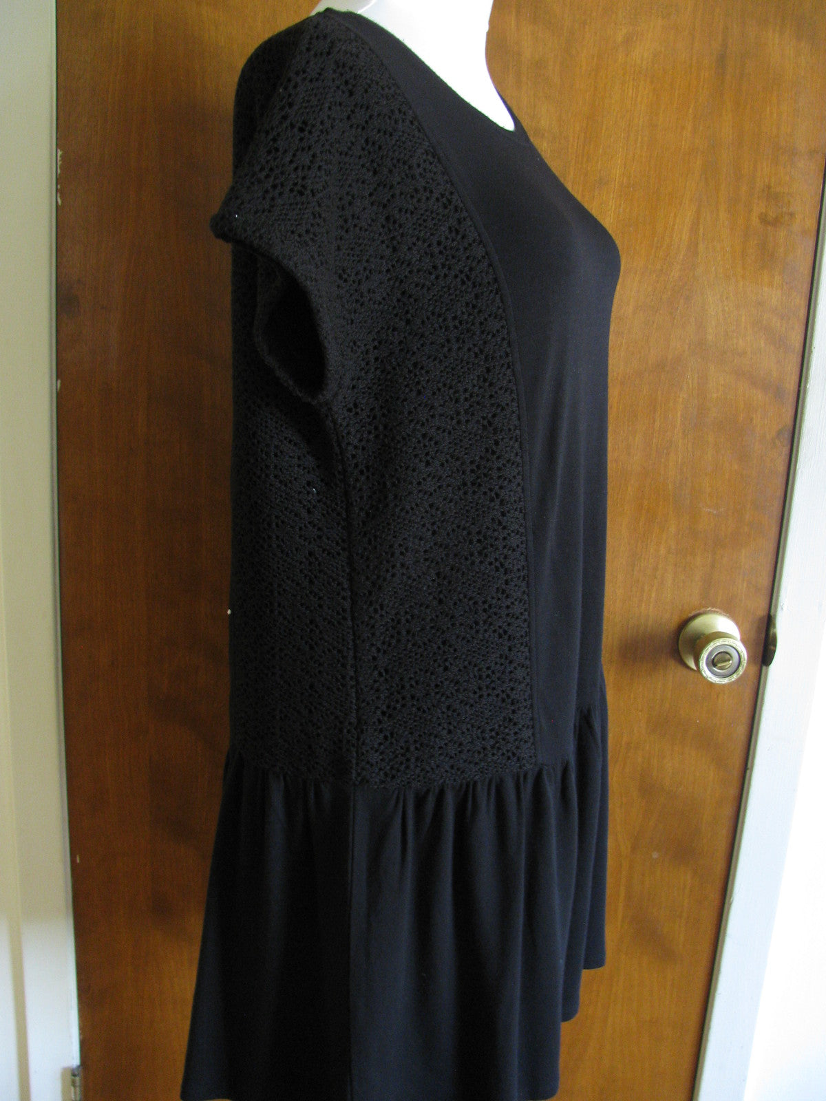 Kensie women’s black detailed crocheted insert dress Large