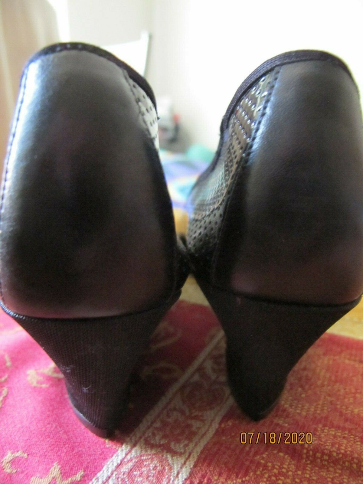 Kenneth Cole Reaction Women’s Black Shoes Size 8.5
