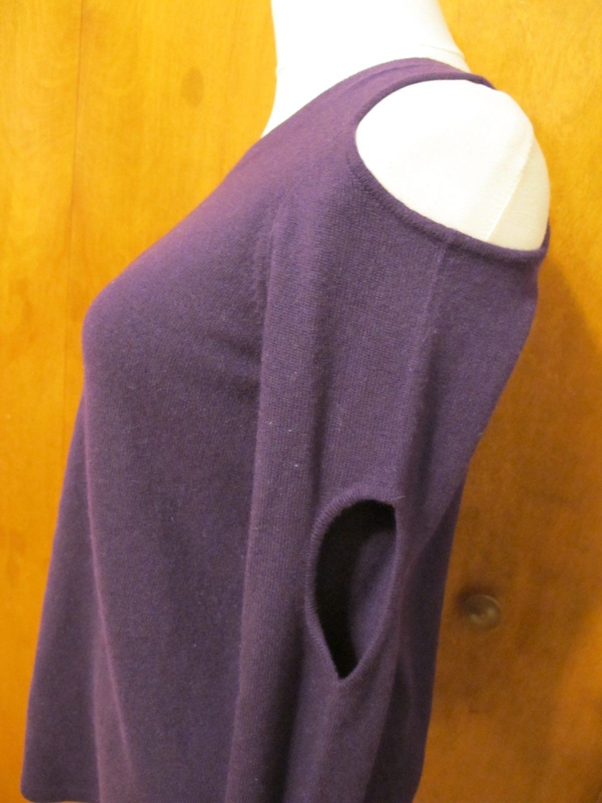 Bloomingdale Aqua Women's Purple Amethyst Cashmere Soft Cold-Shoulder Sweater