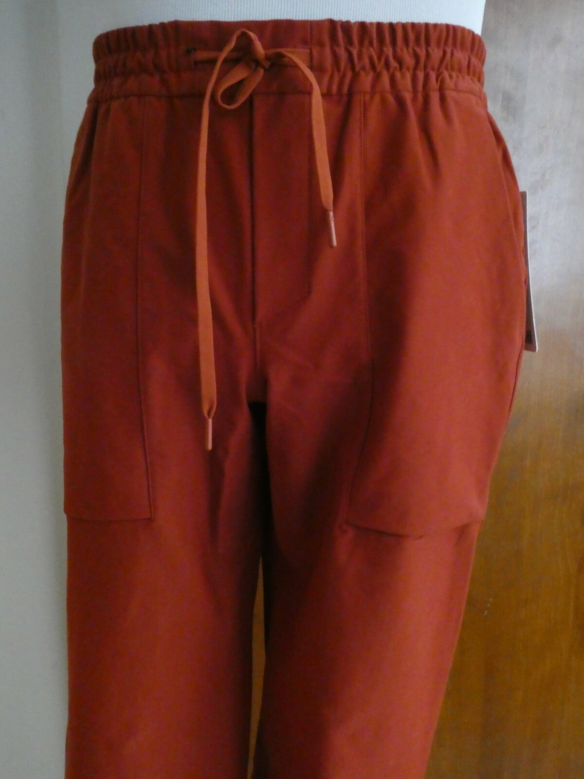 Lululemon Men's Aztec Brick Bowline Pants Utilitech Stretch Chino Jogger 
