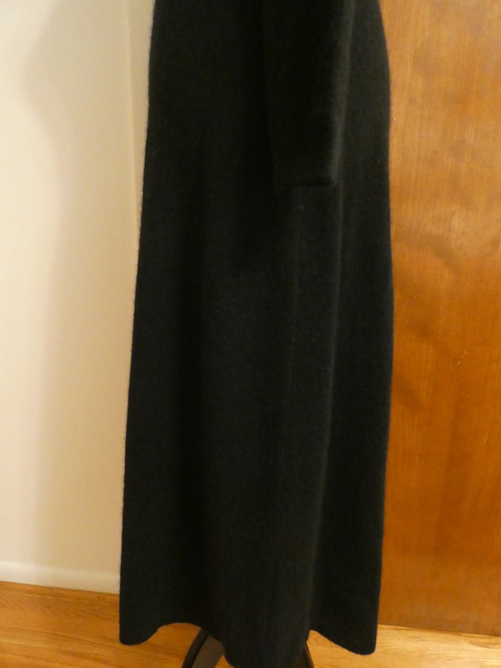 Bloomingdale's 100% 2-Ply Cashmere Black Mock Neck Midi Dress NWT $248 Size XS