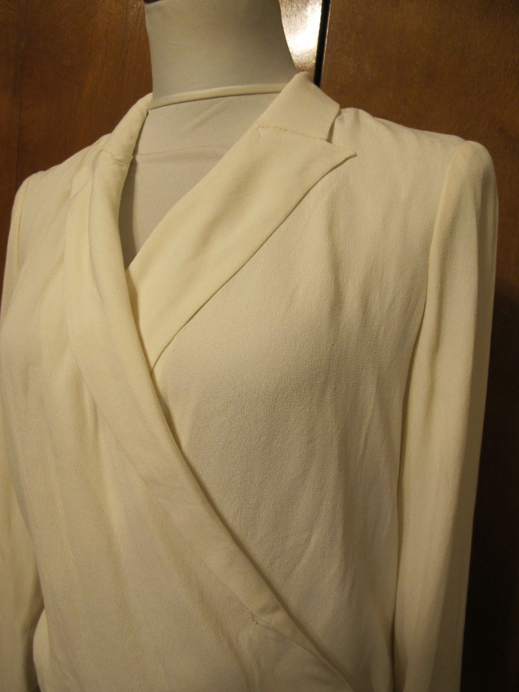 Anthropologie Sttitwa women's off white lined evening blazer size 0