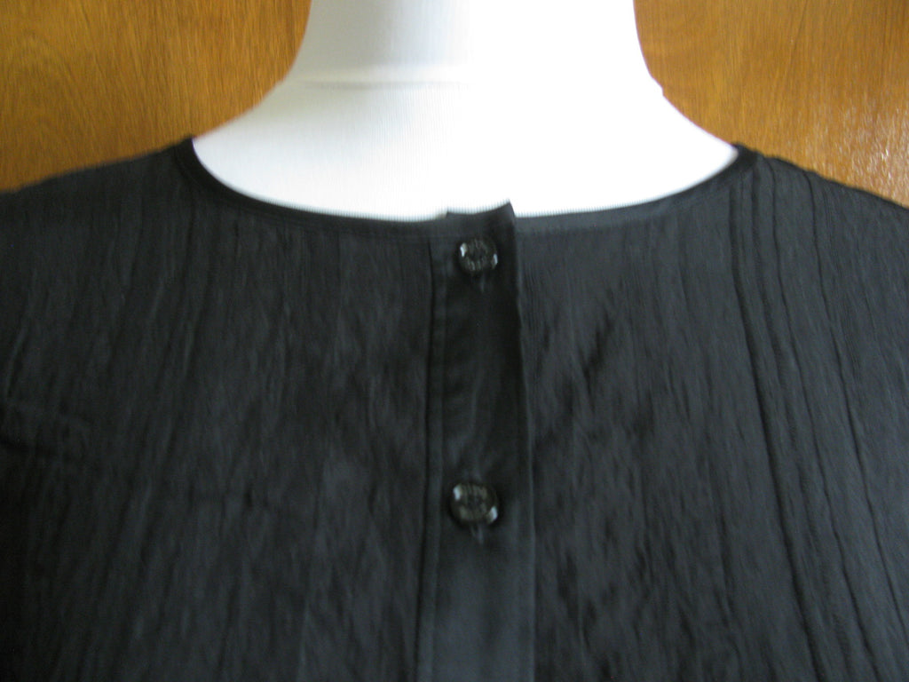 QMack women's viscose black top XLarge 