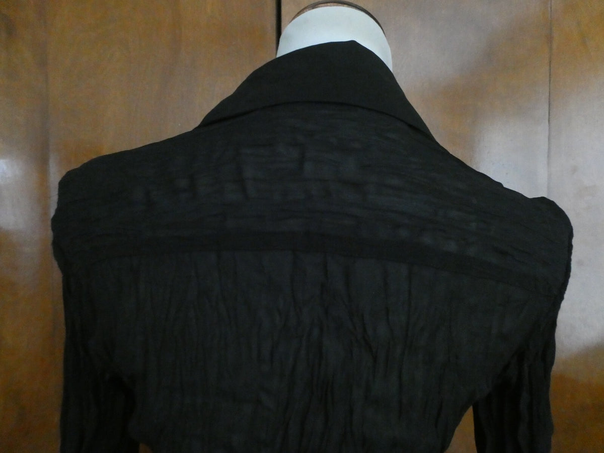 Le Caviar women’s black evening long sleeves top size Small