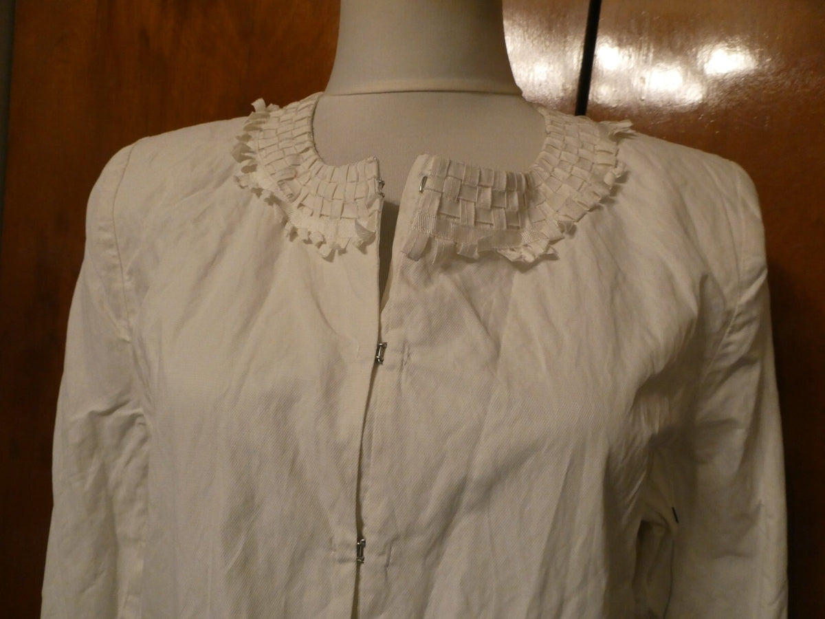 Tahari women's white soft cotton/nylon lined blazer US 14, UK 18, IT 50