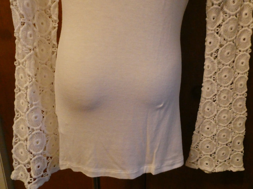 BEBE women’s white cotton crocheted long sleeves top size Small 