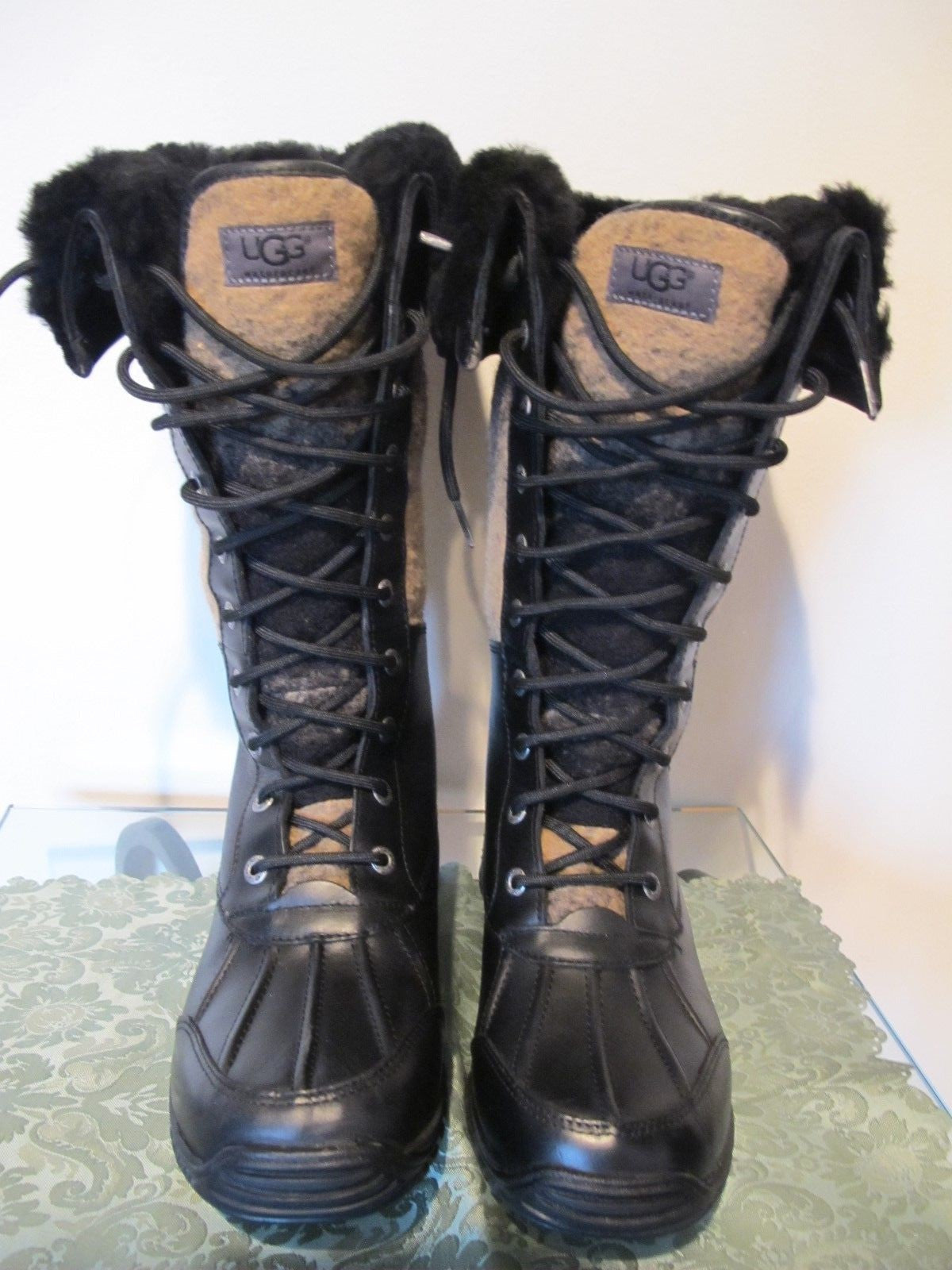 UGG Australia women’s brown black waterproof New boots 