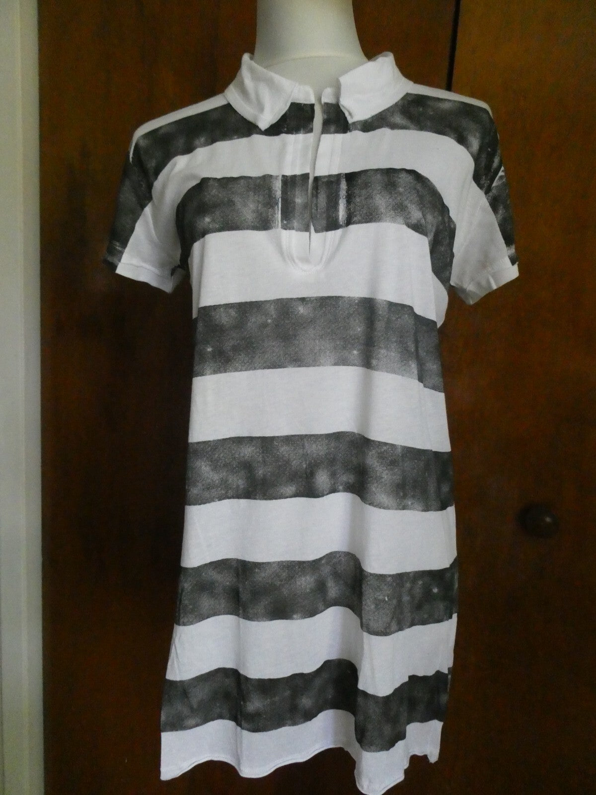 Link women’s short sleeves soft 100% cotton striped long top size large