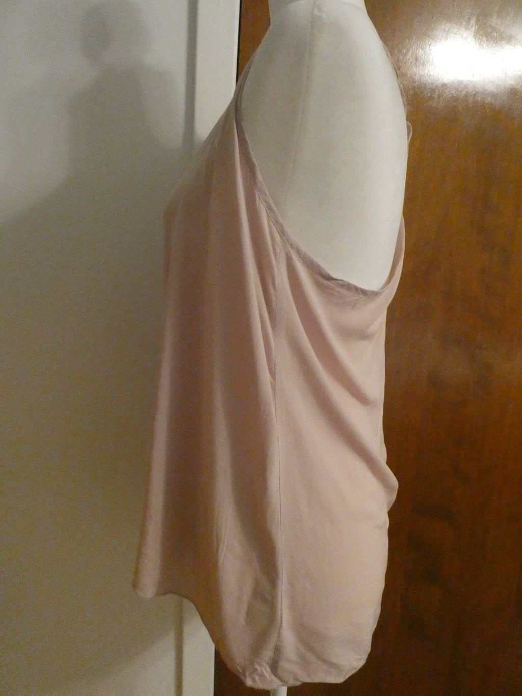 Gap women's dusty pink detailed 100% viscose top size Large