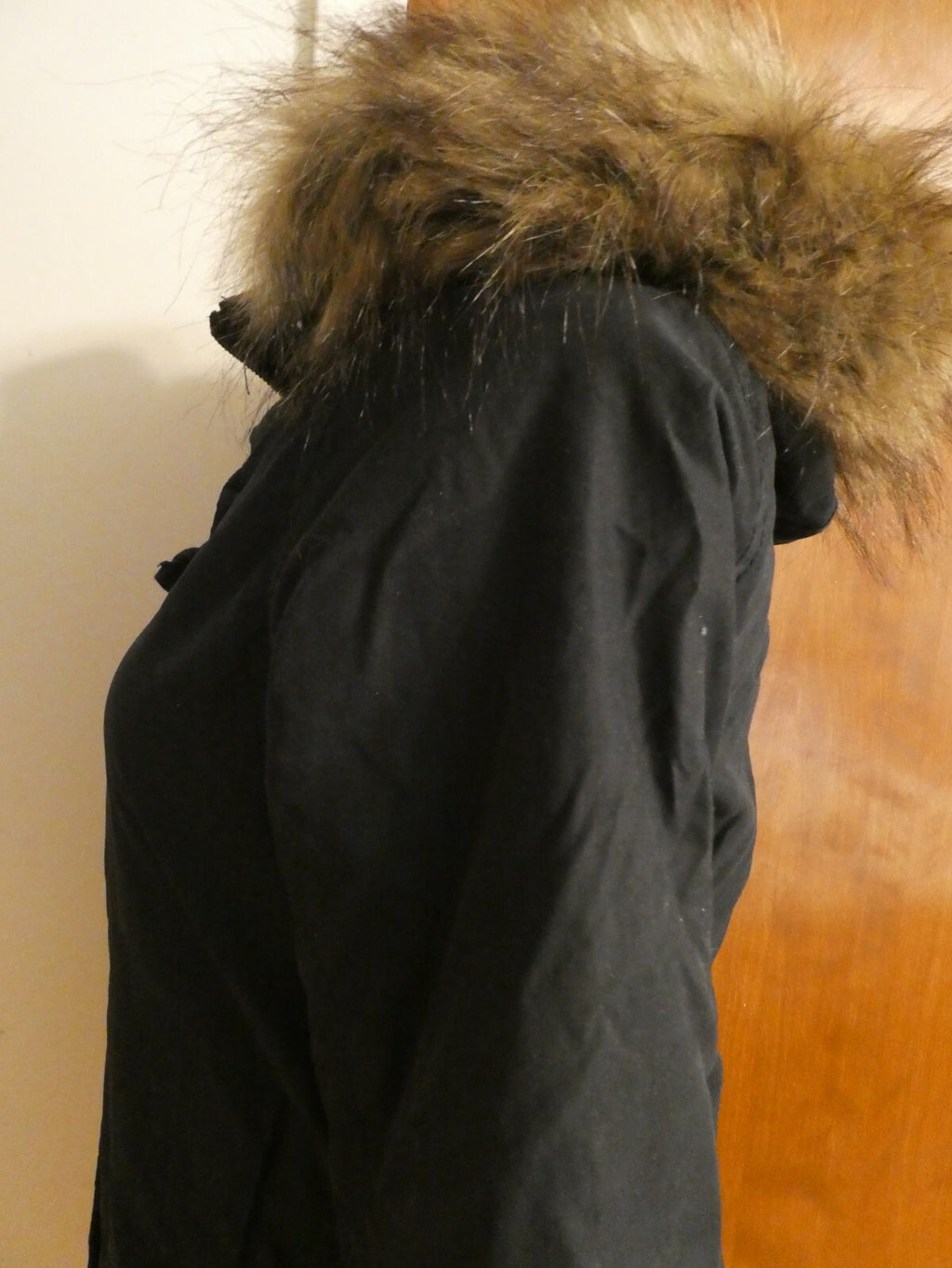 Abercrombie & Fitch Women's Long Faux Fur Winter Hooded Coat Jacket XSmall