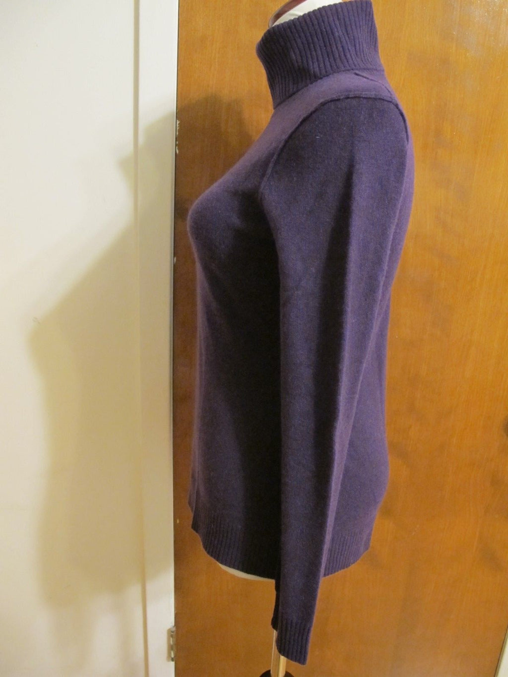 Bloomingdale's Aqua Women's Amethyst Cashmere Turtleneck Sweater XSmall