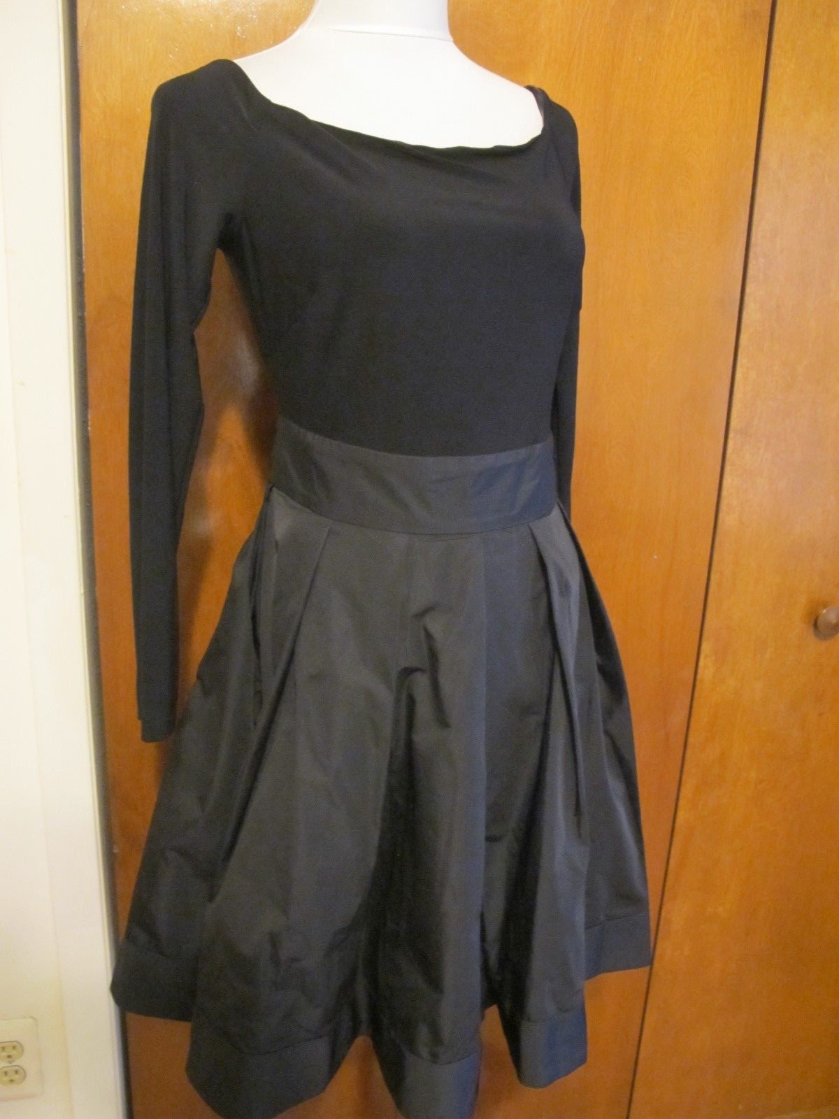Lauren Ralph Lauren women’s black pleated skirt evening gorgeous dress 4 New