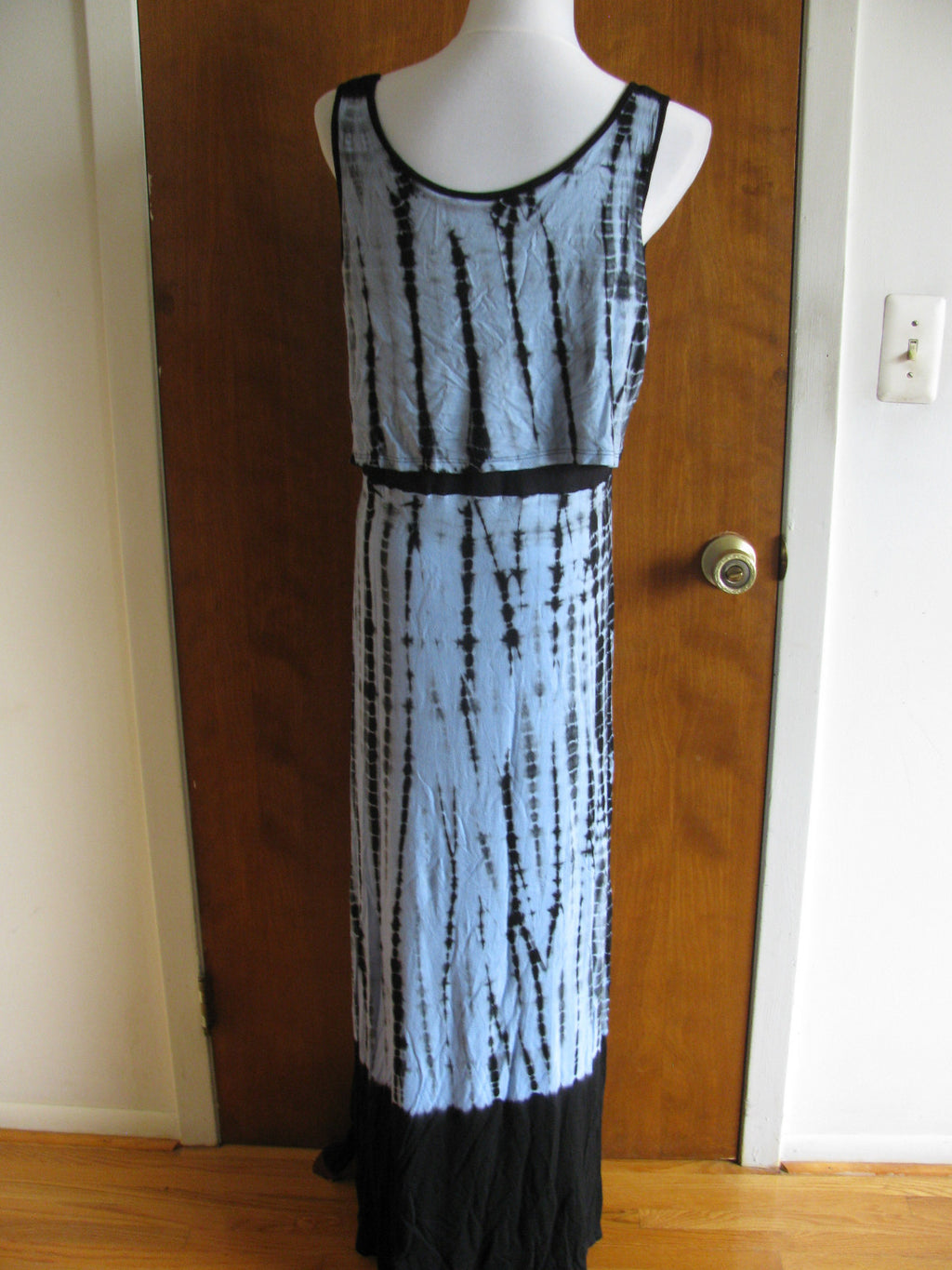 Kensie Women’s Viscose Dip Dye Maxi Dress New