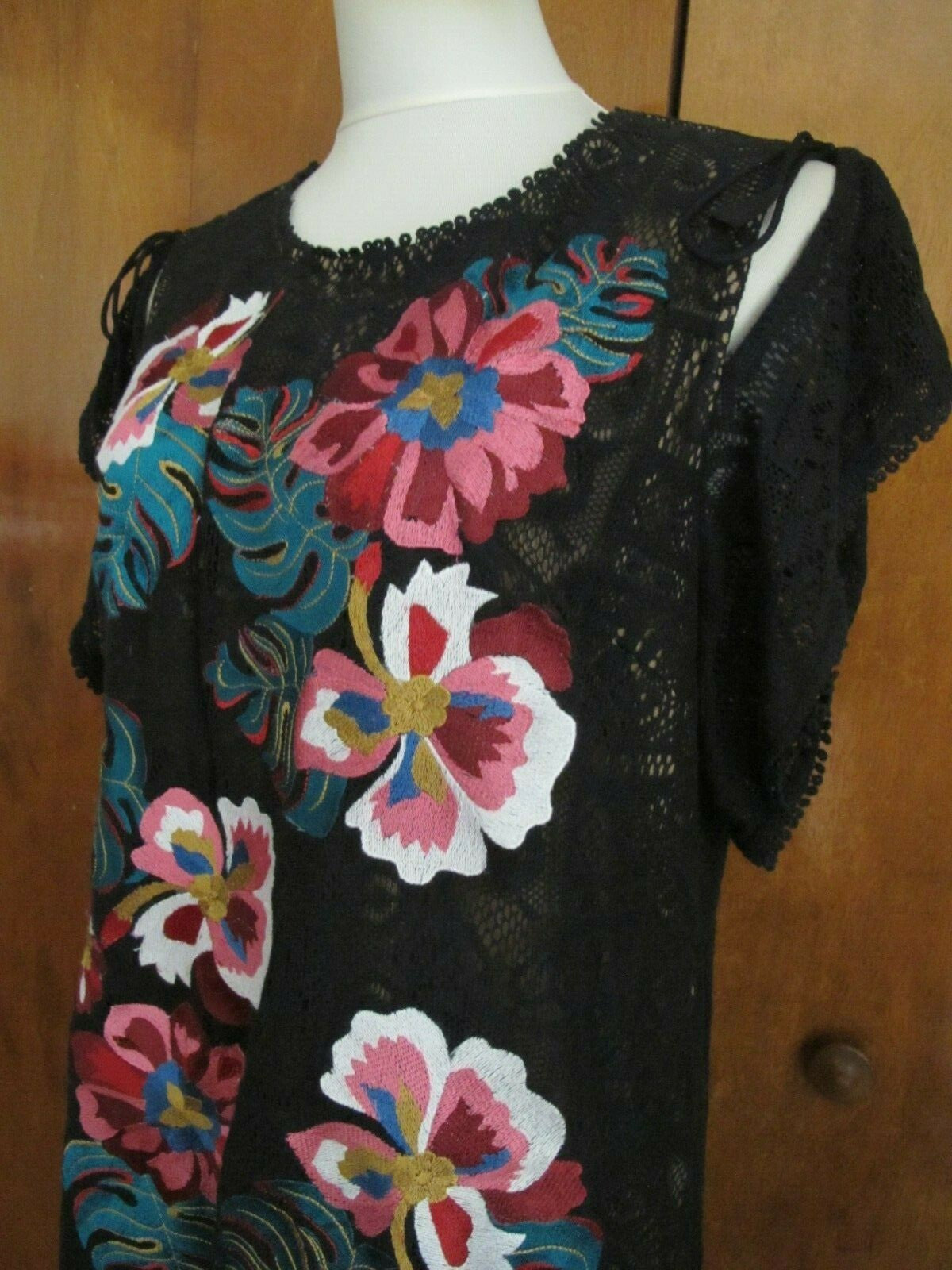Anthropologie Ranna Gill Black Noir Embroidered Lace Cold Shoulder Dress  Large