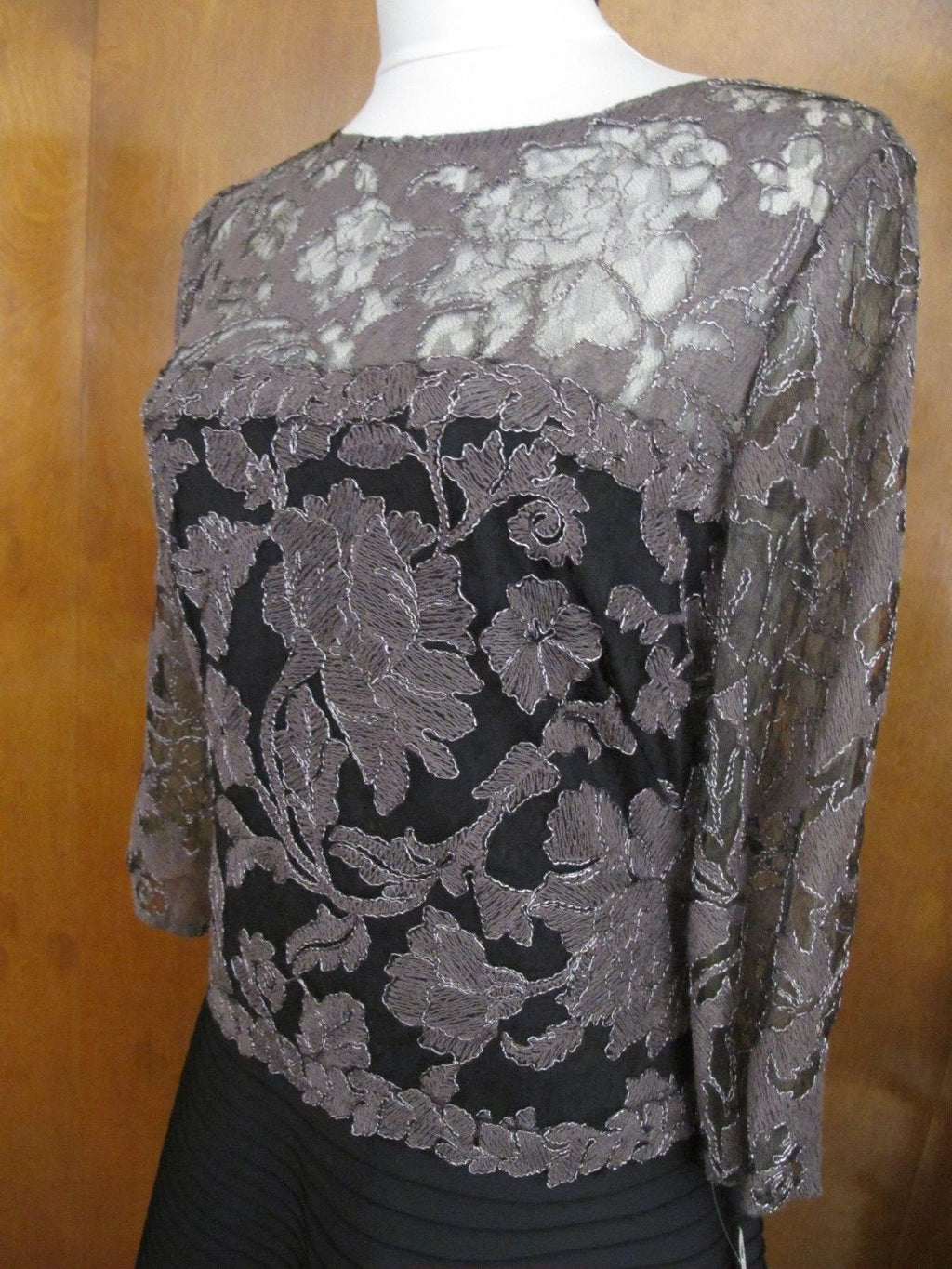 Tadashi Shoji women’s black with mesh A-Line New evening dress New