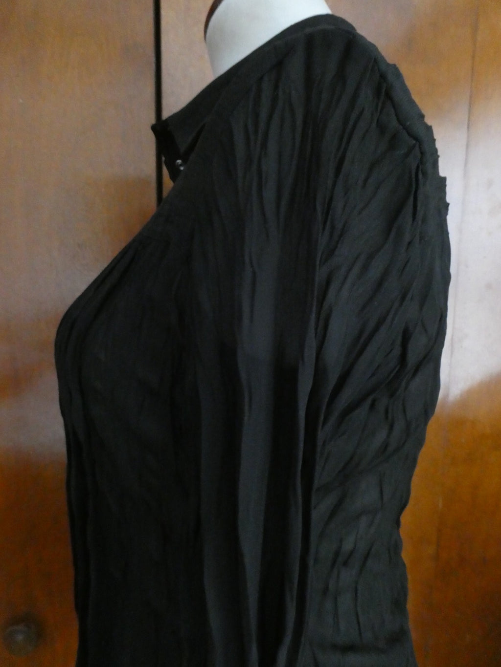 Le Caviar women’s black evening long sleeves top size Small