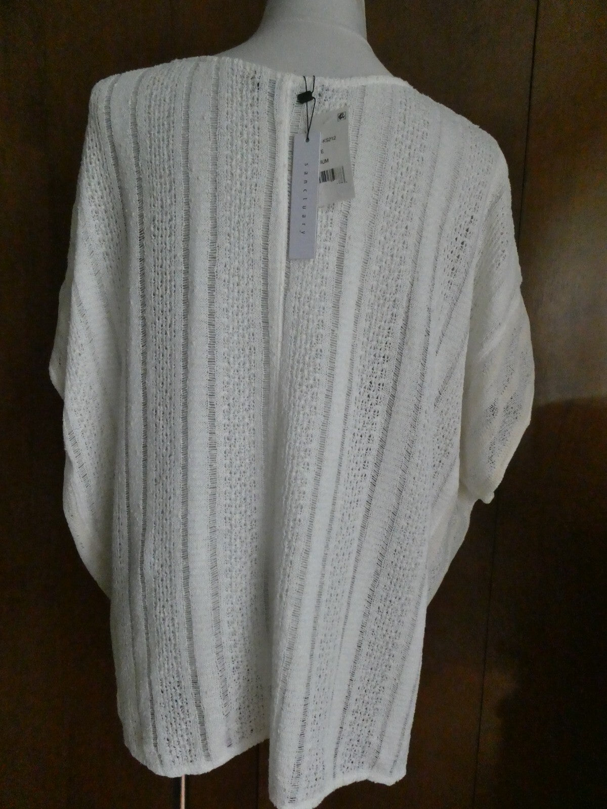 Sanctuary women’s white crochet dolman sleeves top Medium 