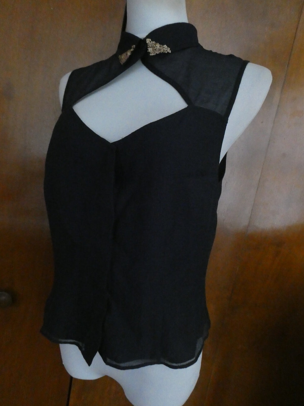 Rachel Roy black lined decorated embellished evening blouse sz 12 (fits size 10)