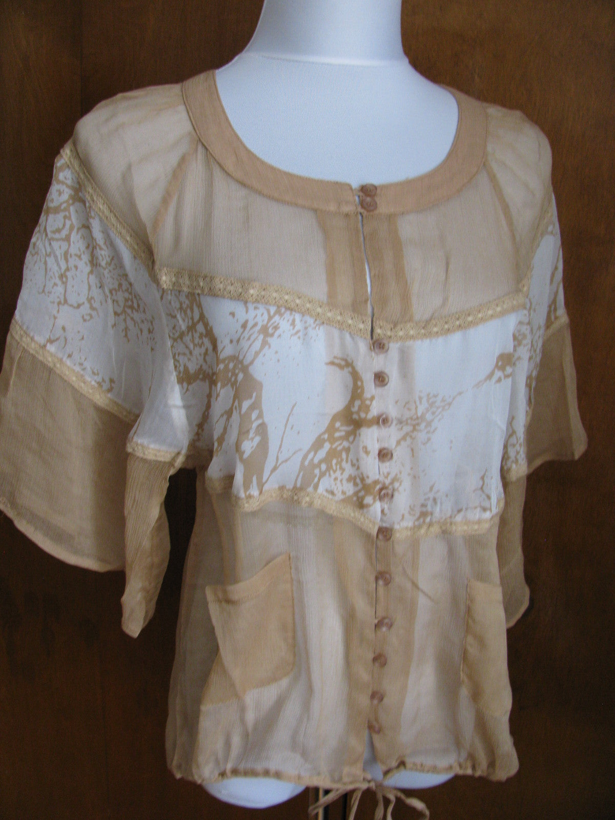 Trinity women’s beige silk evening top size Small NWT
