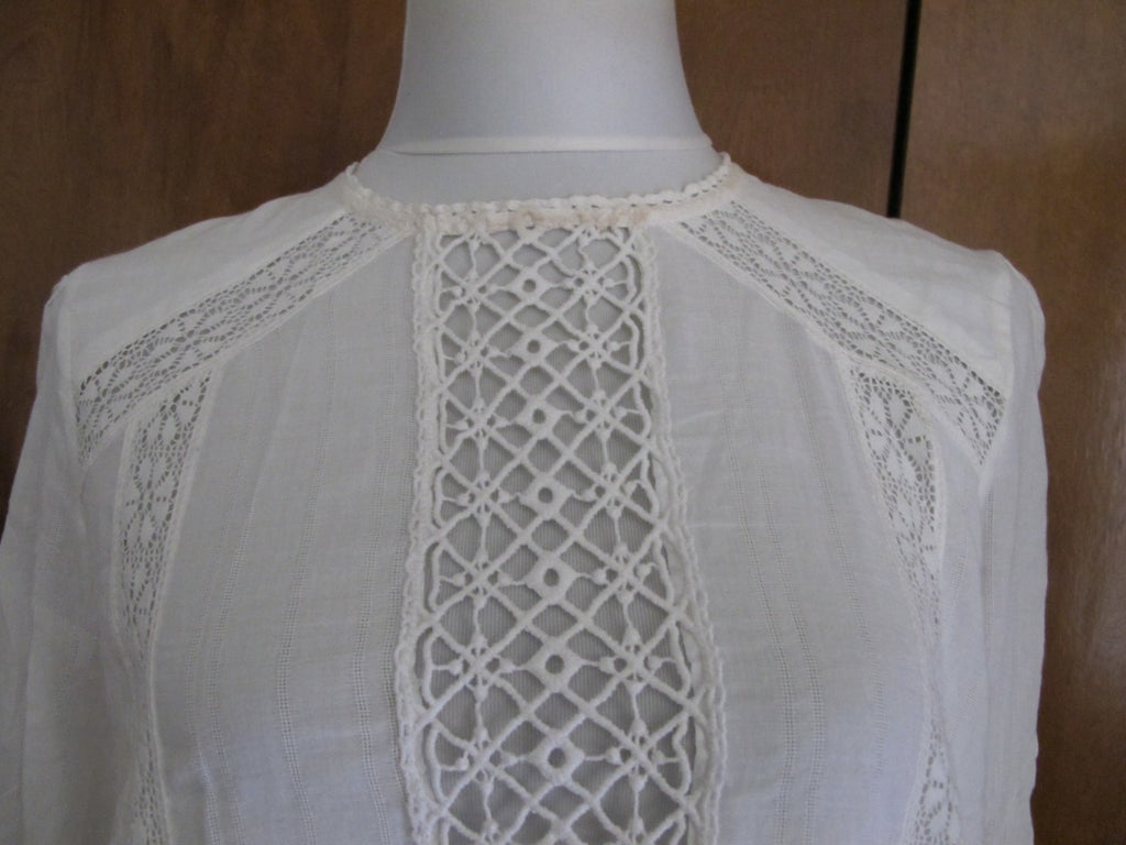 Free People women's ivory cotton crocheted top size Medium 