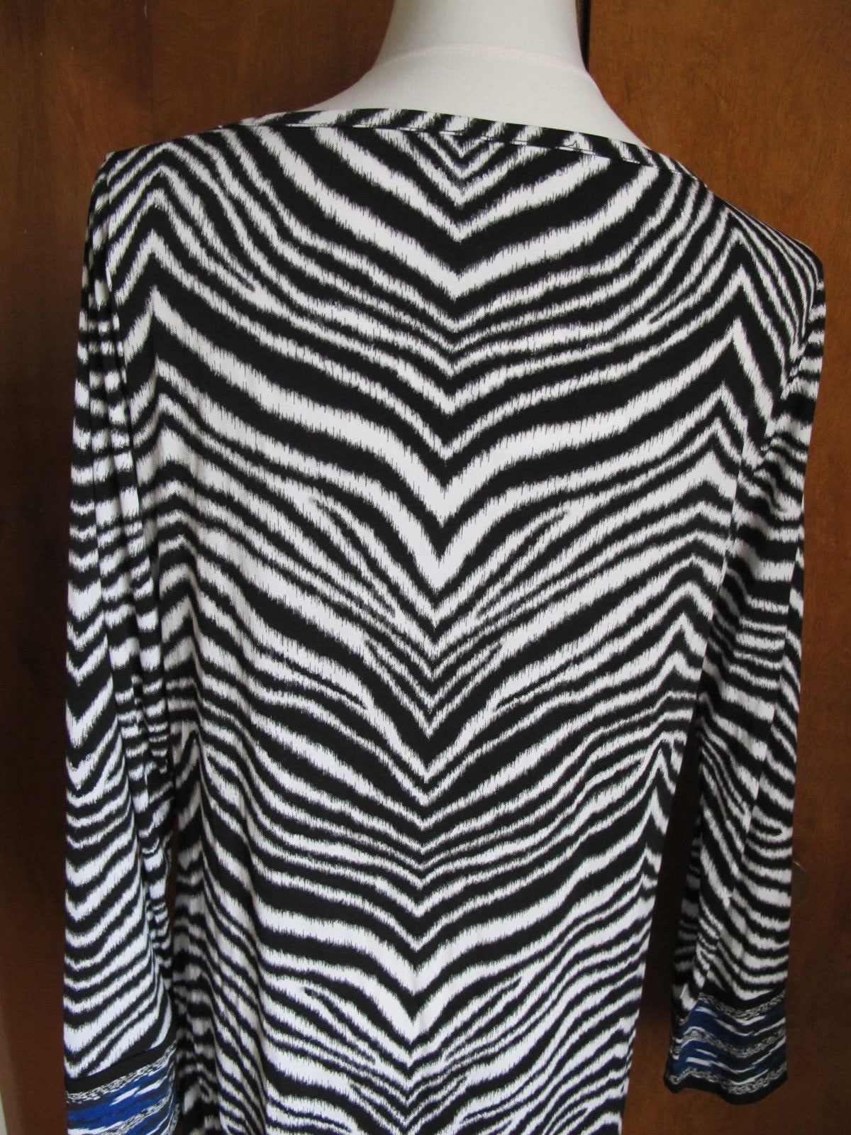 Michael Kors women’s black white blue boat neck jersey shift dress Large 