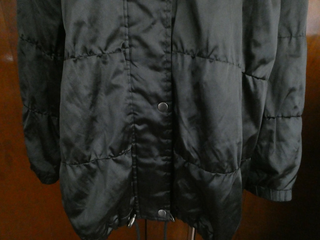 Lavon women's gray quilted puffer jacket coat hooded size Medium (fits Large)