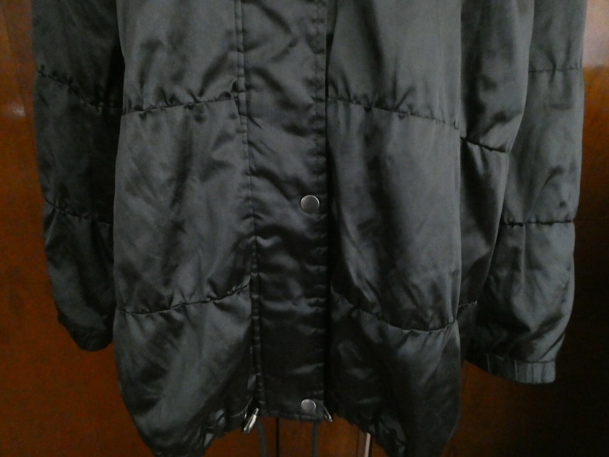 Lavon women's gray quilted puffer jacket coat hooded size Medium (fits Large)