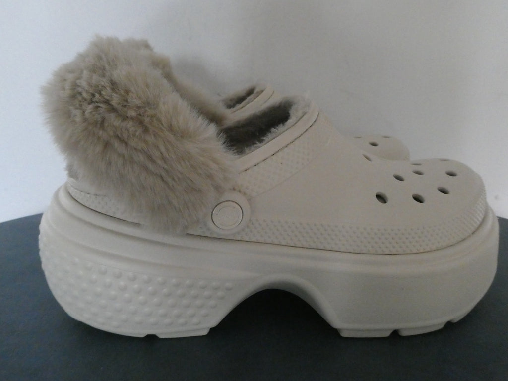 Crocs Lined Clogs – Faux Fur Lined – Cream / Off-White – Unisex Men 8, Women 10