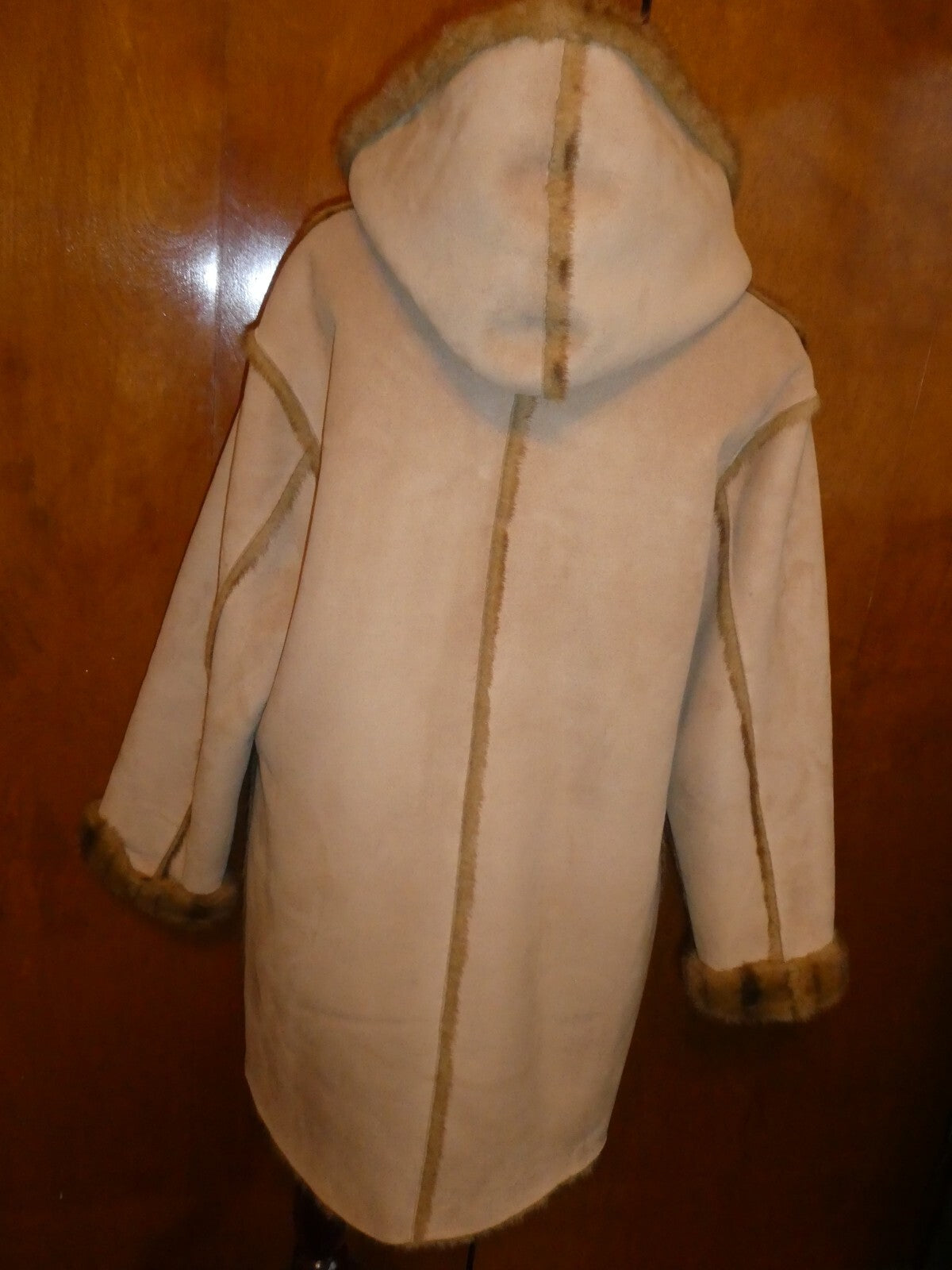 Jones New York Women’s Beige Faux Fur Reversible Hooded Winter Coat Size Large
