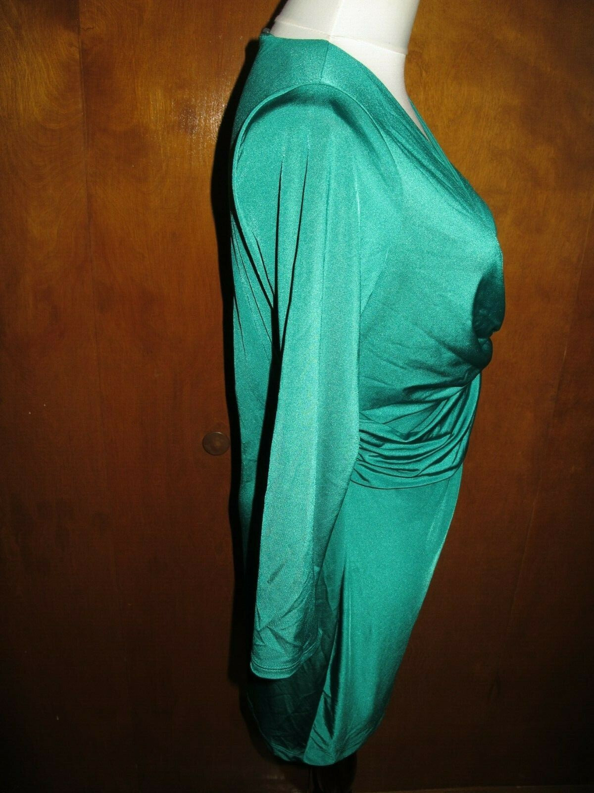 Guess women's emerald evening lined dress size Large fits Medium