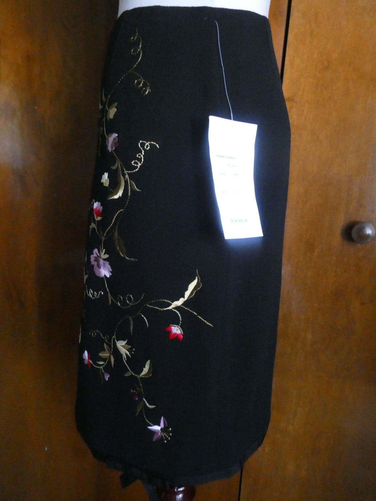 Rickie Freeman for Teri Join women's black embroidered wool lined skirt size 10 
