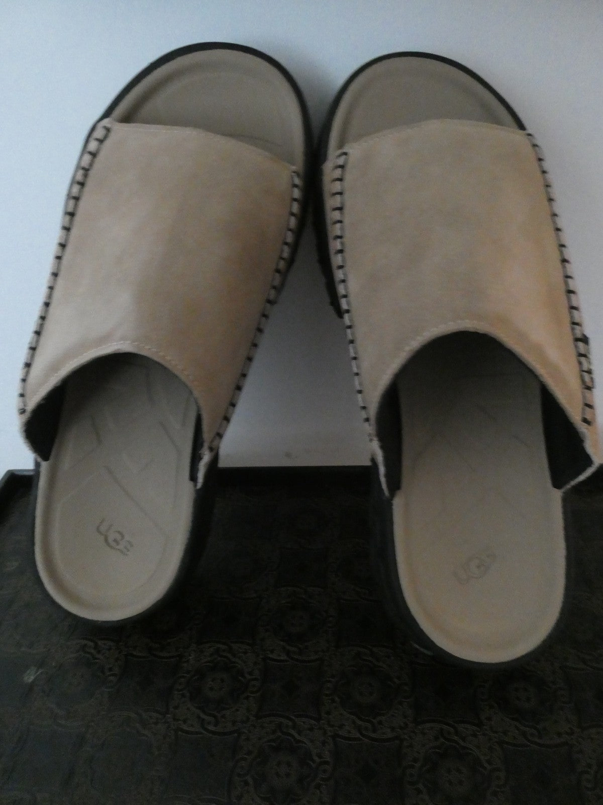 UGG Venture Daze Slide Beige Sandal Shoe Unisex Men Size 12 / Women Size 13