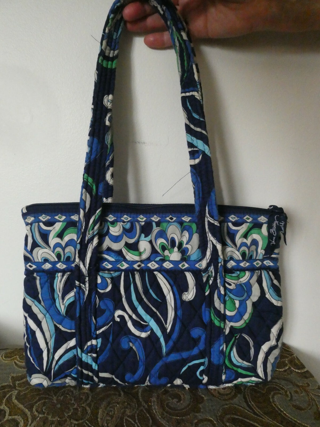 Vera Bradley Women's Blue/Gray/Green Shoulder Quilted Zippered Bag
