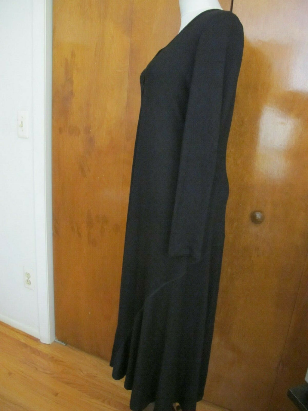 G.H. Bass & Co Women's Viscose Black Long Sleeves Maxi Dress 