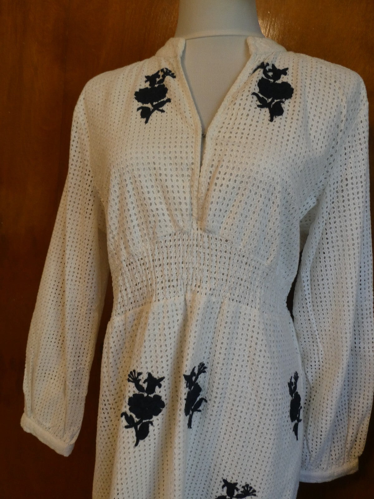 Anthropologie Hemant & Nandita Embroidered Eyelet V- Neck Dress Size 12 $228