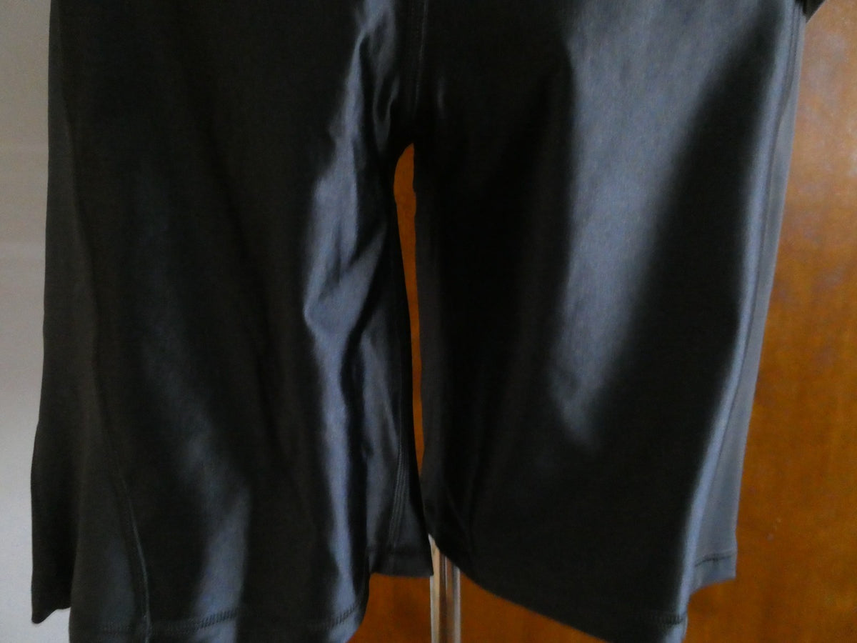 Lululemon Satin Shine Panelled HR Short 8" Wordmark Coal Black Size 14 NWT