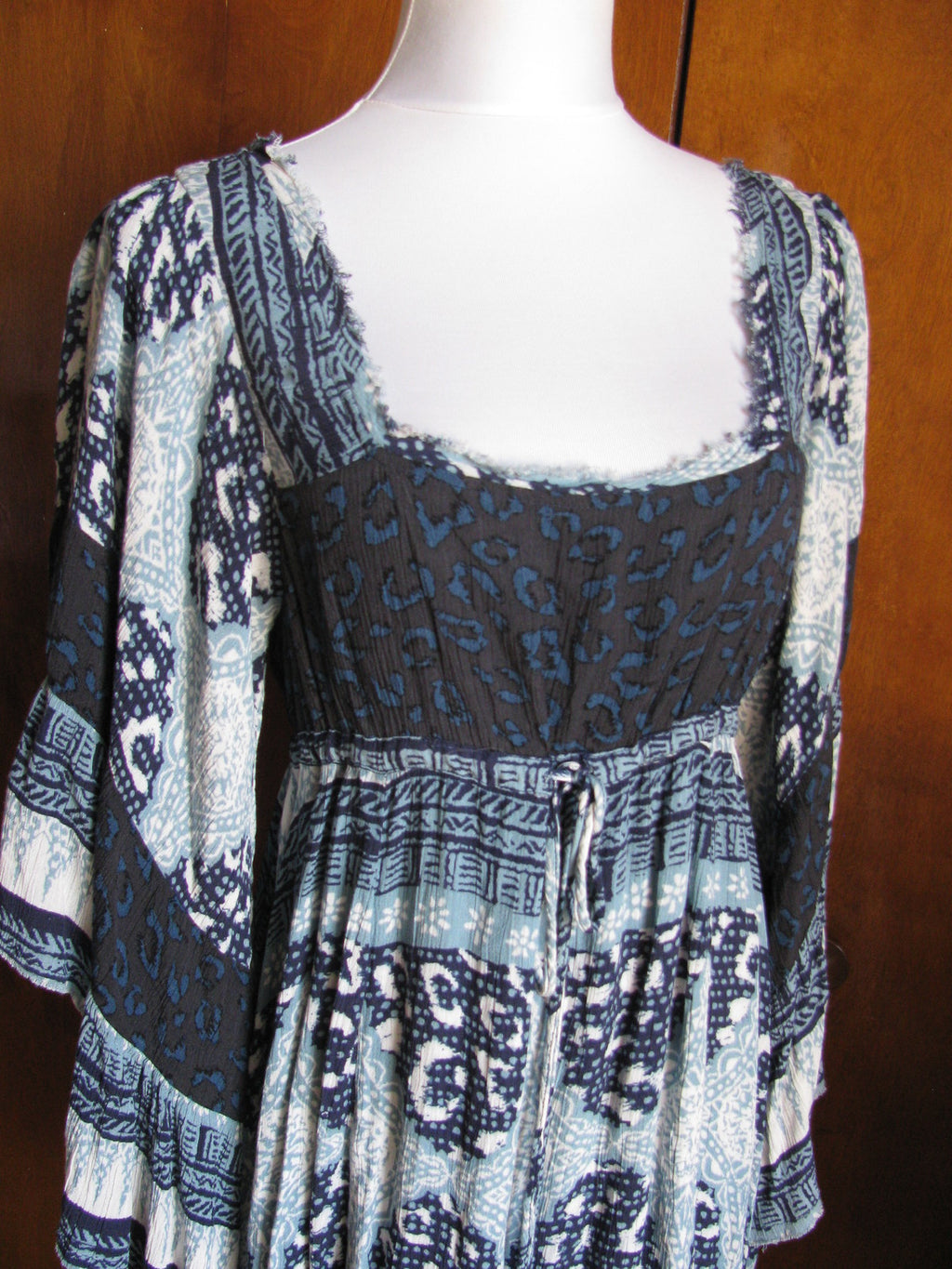 Free People womens blue relaxed fit short lined soft rayon NWT dress size Small 