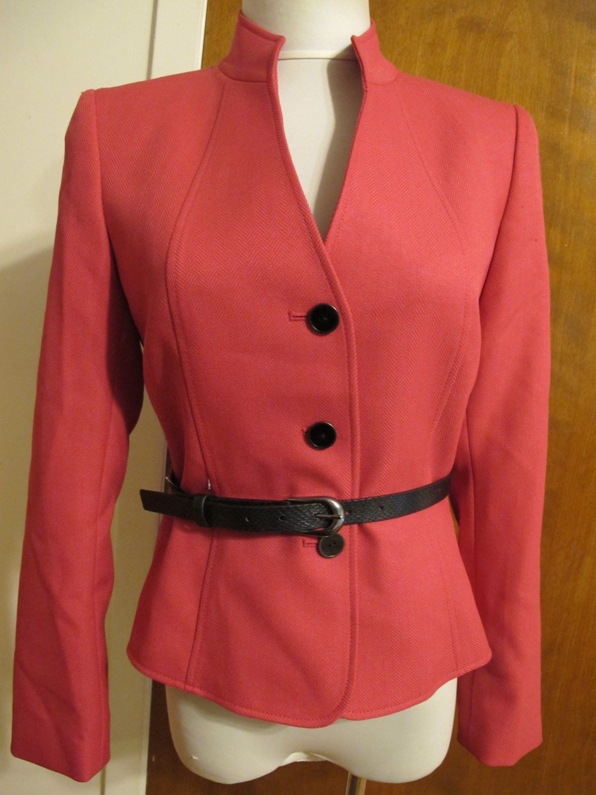 Tahari Asl Women’s Pink Belted Detailed Lined Jacket size 4 NWT