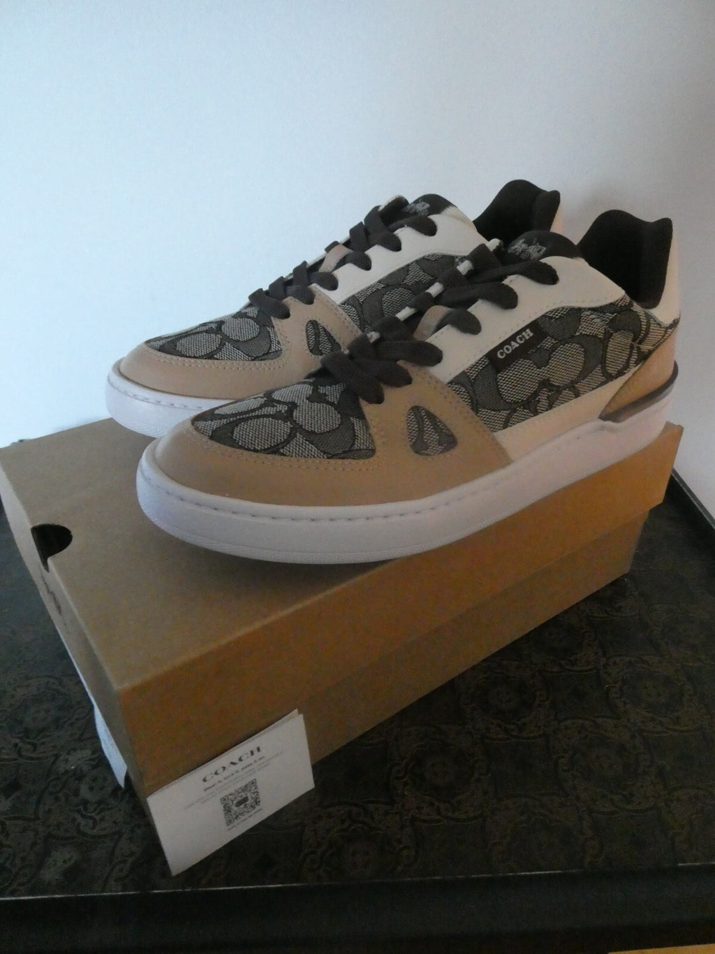 Coach Womens Maple Clip Signature Court Low Top Sneakers Size 6B, 6.5B, 7.5B, 8B