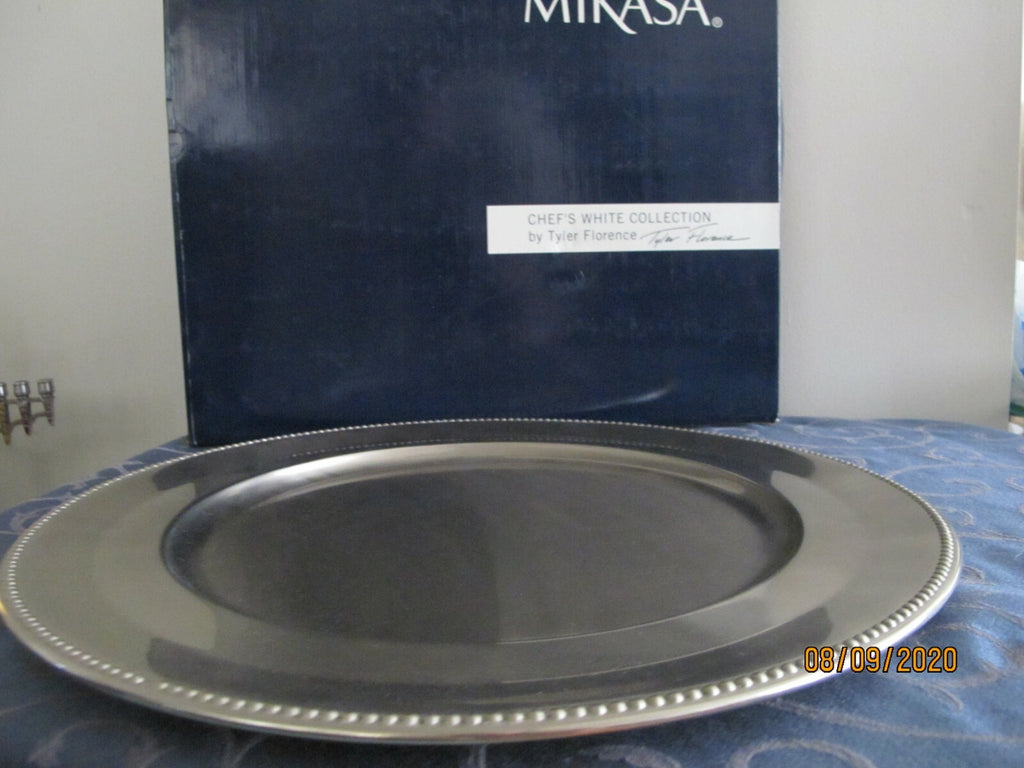 Tyler Florence by Mikasa Chef's White Collection Round Service Tray